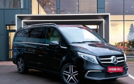 Mercedes-Benz V-Класс, 2020 год, 7 490 000 рублей, 3 фотография