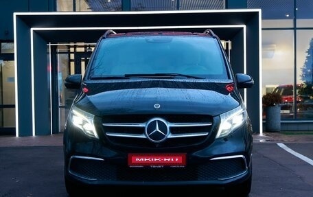 Mercedes-Benz V-Класс, 2020 год, 7 490 000 рублей, 13 фотография