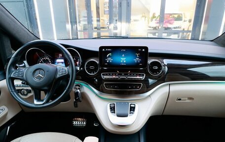 Mercedes-Benz V-Класс, 2020 год, 7 490 000 рублей, 35 фотография