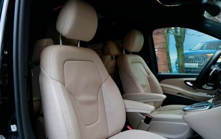 Mercedes-Benz V-Класс, 2020 год, 7 490 000 рублей, 32 фотография