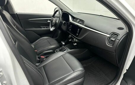 KIA Rio IV, 2022 год, 2 050 000 рублей, 13 фотография