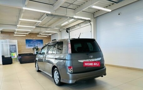 Toyota ISis I, 2012 год, 1 399 000 рублей, 4 фотография