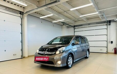 Toyota ISis I, 2012 год, 1 399 000 рублей, 2 фотография
