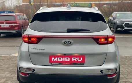 KIA Sportage IV рестайлинг, 2021 год, 2 450 000 рублей, 6 фотография