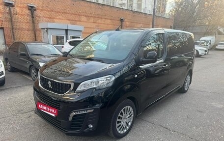 Peugeot Traveller I, 2021 год, 2 990 000 рублей, 2 фотография