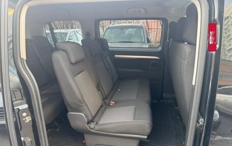 Peugeot Traveller I, 2021 год, 2 990 000 рублей, 10 фотография