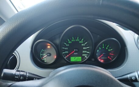 Mitsubishi Colt VI рестайлинг, 2006 год, 375 000 рублей, 2 фотография