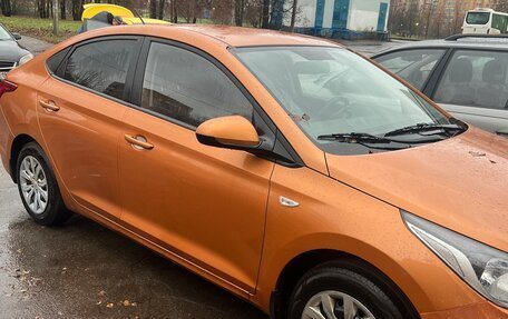 Hyundai Solaris II рестайлинг, 2017 год, 700 000 рублей, 4 фотография