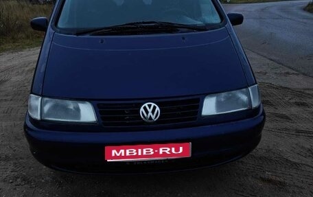 Volkswagen Sharan I рестайлинг, 1999 год, 210 000 рублей, 1 фотография