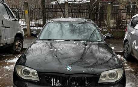 BMW 1 серия, 2006 год, 500 000 рублей, 1 фотография