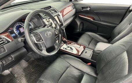 Toyota Camry, 2013 год, 1 800 000 рублей, 10 фотография