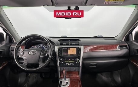 Toyota Camry, 2013 год, 1 800 000 рублей, 15 фотография