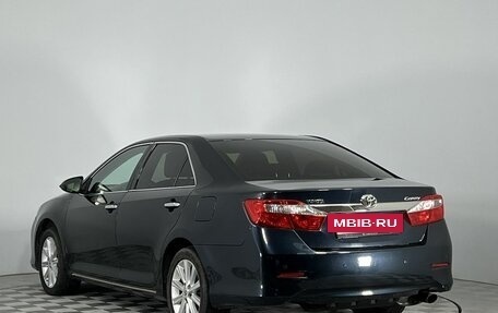 Toyota Camry, 2013 год, 1 800 000 рублей, 7 фотография