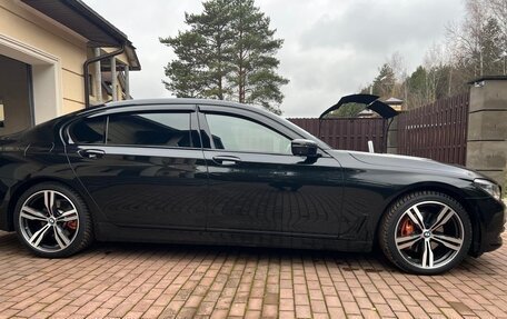 BMW 7 серия, 2016 год, 3 300 000 рублей, 7 фотография