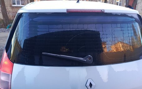 Renault Scenic III, 2004 год, 350 000 рублей, 3 фотография