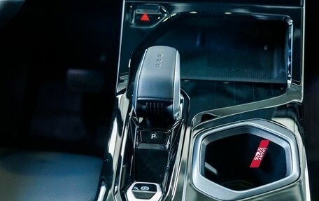 Geely Atlas, 2025 год, 3 917 190 рублей, 13 фотография