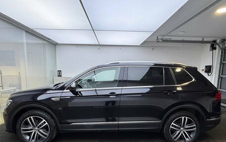 Volkswagen Tiguan II, 2020 год, 3 255 000 рублей, 10 фотография