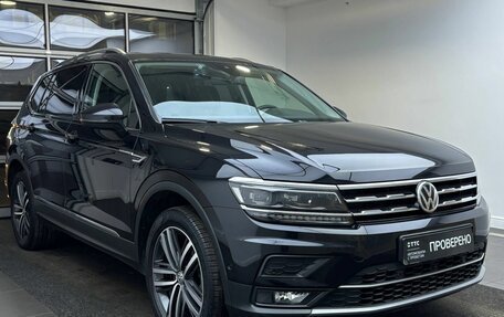 Volkswagen Tiguan II, 2020 год, 3 255 000 рублей, 3 фотография