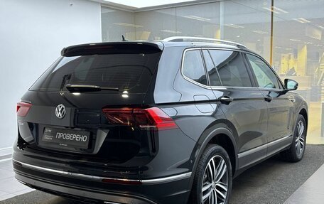 Volkswagen Tiguan II, 2020 год, 3 255 000 рублей, 6 фотография