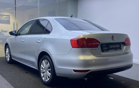 Volkswagen Jetta VI, 2013 год, 1 085 000 рублей, 8 фотография
