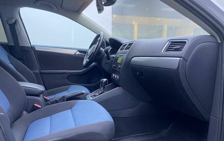 Volkswagen Jetta VI, 2013 год, 1 085 000 рублей, 13 фотография