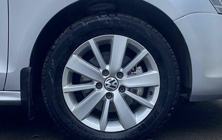 Volkswagen Jetta VI, 2013 год, 1 085 000 рублей, 22 фотография