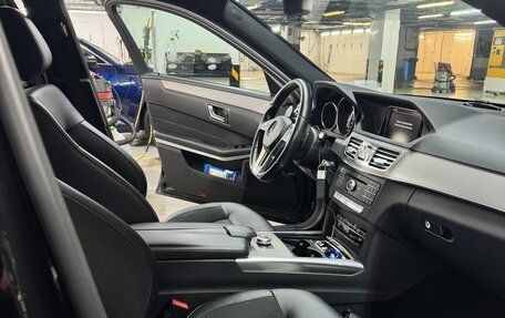 Mercedes-Benz E-Класс, 2015 год, 2 800 000 рублей, 14 фотография