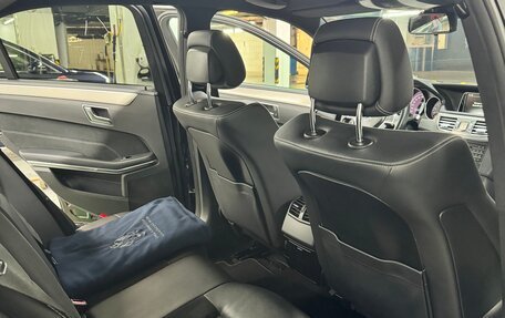 Mercedes-Benz E-Класс, 2015 год, 2 800 000 рублей, 17 фотография