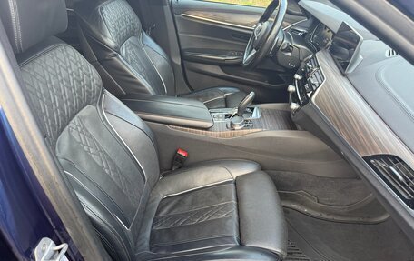 BMW 5 серия, 2018 год, 4 700 000 рублей, 17 фотография