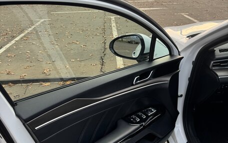 KIA K5, 2022 год, 3 250 000 рублей, 9 фотография