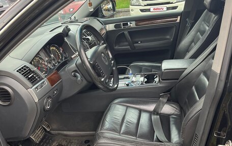 Volkswagen Touareg III, 2004 год, 850 000 рублей, 10 фотография