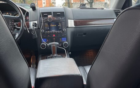 Volkswagen Touareg III, 2004 год, 850 000 рублей, 15 фотография