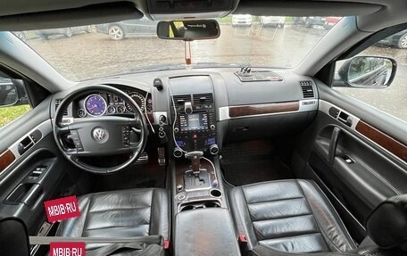 Volkswagen Touareg III, 2004 год, 850 000 рублей, 14 фотография