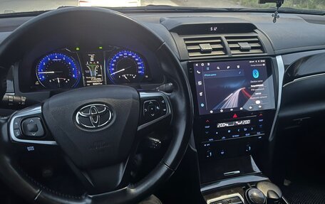 Toyota Camry, 2017 год, 2 350 000 рублей, 5 фотография