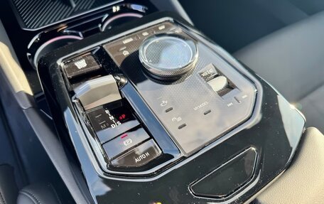 BMW 5 серия, 2025 год, 12 300 000 рублей, 13 фотография