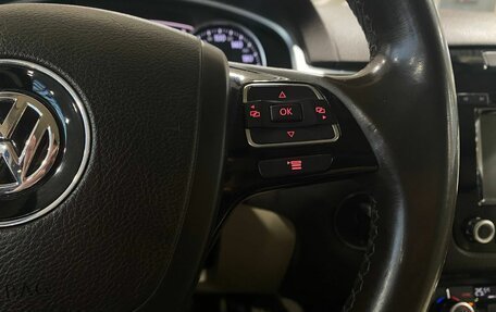 Volkswagen Touareg III, 2012 год, 2 099 900 рублей, 9 фотография