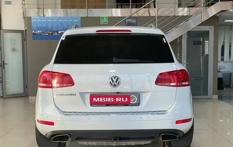 Volkswagen Touareg III, 2012 год, 2 099 900 рублей, 6 фотография