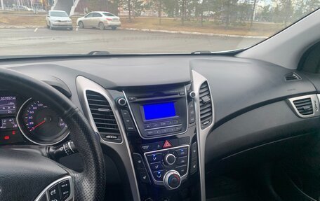 Hyundai i30 II рестайлинг, 2014 год, 650 000 рублей, 21 фотография