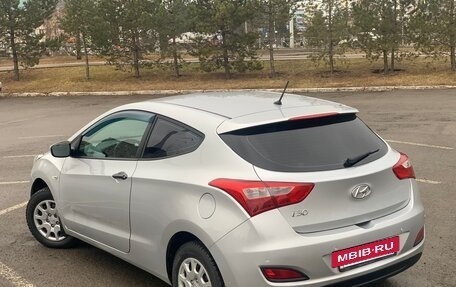 Hyundai i30 II рестайлинг, 2014 год, 650 000 рублей, 10 фотография