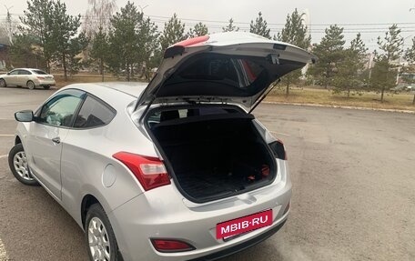 Hyundai i30 II рестайлинг, 2014 год, 650 000 рублей, 14 фотография