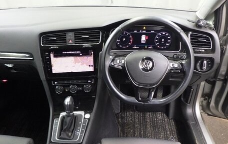 Volkswagen Golf VII, 2018 год, 1 220 000 рублей, 5 фотография