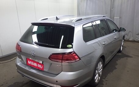 Volkswagen Golf VII, 2018 год, 1 220 000 рублей, 3 фотография