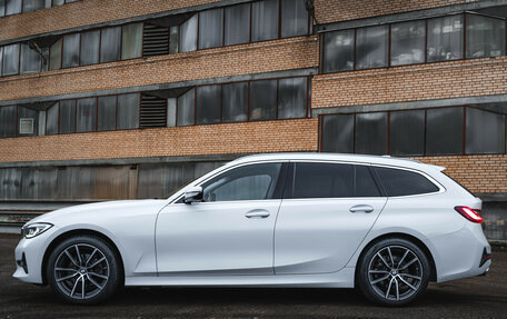 BMW 3 серия, 2020 год, 3 490 000 рублей, 2 фотография