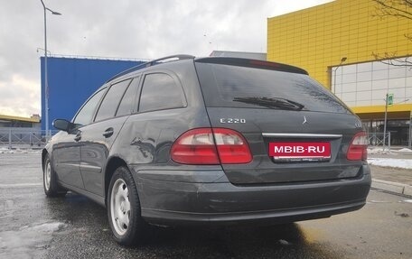 Mercedes-Benz E-Класс, 2003 год, 450 000 рублей, 3 фотография