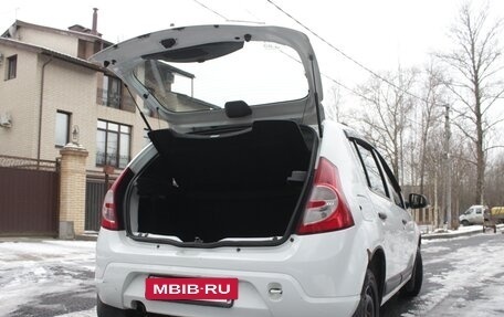 Renault Sandero I, 2013 год, 390 000 рублей, 3 фотография