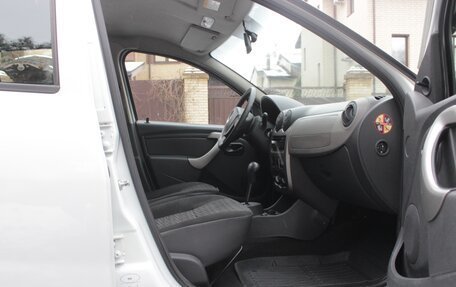 Renault Sandero I, 2013 год, 390 000 рублей, 20 фотография