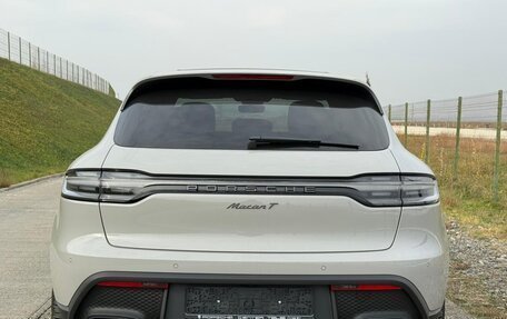 Porsche Macan I рестайлинг, 2025 год, 12 300 000 рублей, 5 фотография