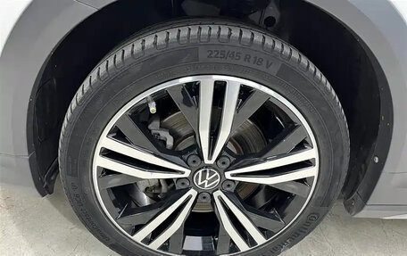 Volkswagen Touran III, 2021 год, 2 200 000 рублей, 6 фотография