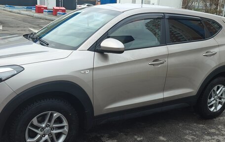 Hyundai Tucson III, 2016 год, 2 100 000 рублей, 2 фотография