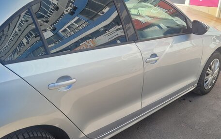 Volkswagen Jetta VI, 2012 год, 800 000 рублей, 3 фотография